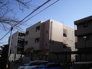 カミニ－ト円山町の物件外観写真